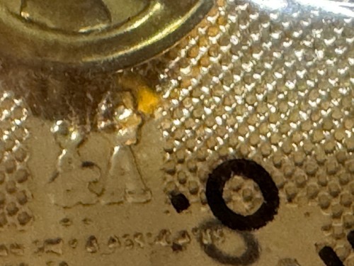 Pin's timbre dinosaure doré - Ceratosaurus - 25¢ USA - 1988 Taiwan - Photo 3/3