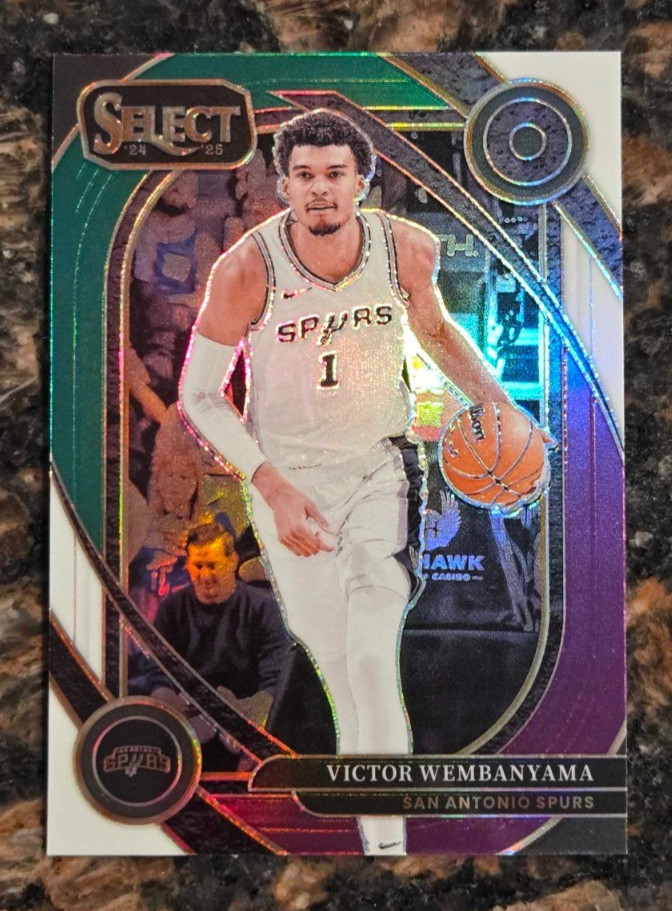 2024-25 Panini Select Courtside Victor Wembanyama #229 Green White Purple Prizm