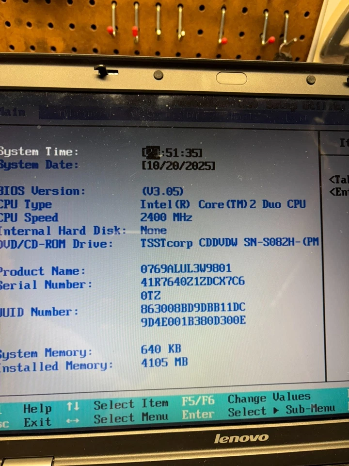 Lenovo 3000 N200 Intel Core 2 Duo 2400 4GB de RAM Sin HDD, Viene con Cargador Foto 2 de 4