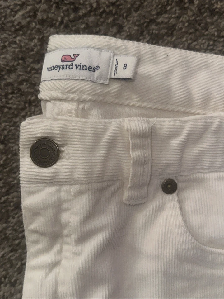 Pantalones de pana Vineyard Vine talla 8 blancos usados en excelente estado 98 % algodón 2 % spandex Foto 2 de 4