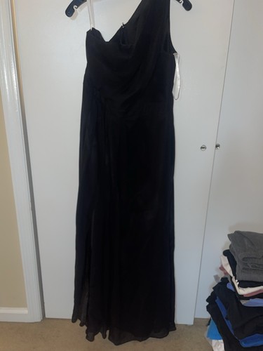 David's Bridal Black One Shoulder Gown size 12 - Picture 2 of 7