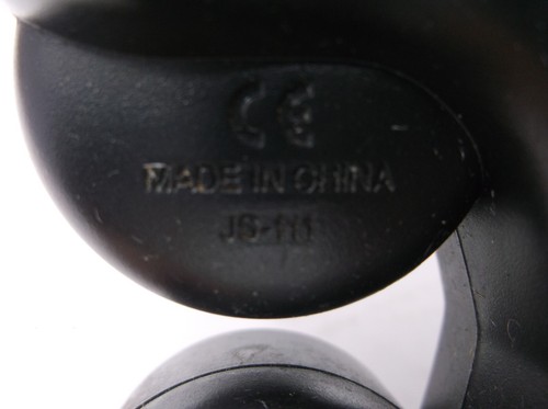 JOYTECH Controller Black Model JS111 for Nintendo Gamecube - Picture 3 of 4