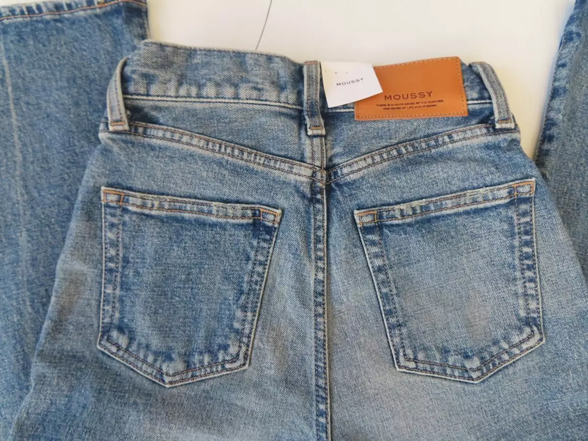 NWT MOUSSY Blue Denim MVS Flare Jeans Size 24 $350