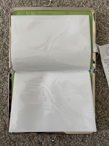 Psalm 127:3 Children Are A Gift From The Lord Snap Clutch 4” X 6” Photo Album - Picture 3 of 3