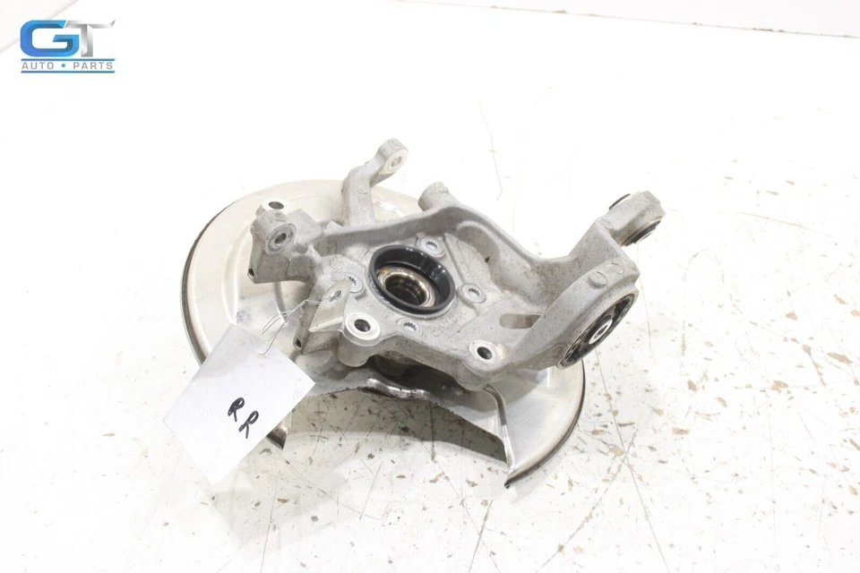 2017 - 2022 VOLVO S90 REAR RIGHT PASSENGER SIDE SPINDLE KNUCKLE HUB OEM - Image 4 of 4