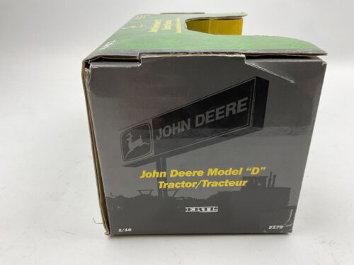 New Ertl John Deere Model D Tractor 1/16 Scale Free Shipping - Picture 2 of 4