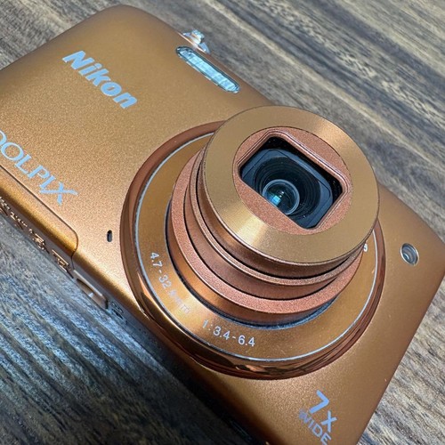 Nikon COOLPIX S3500 Orange 20.1MP Compact Digital Camera 7x Zoom w/charger JP SF - Picture 4 of 20