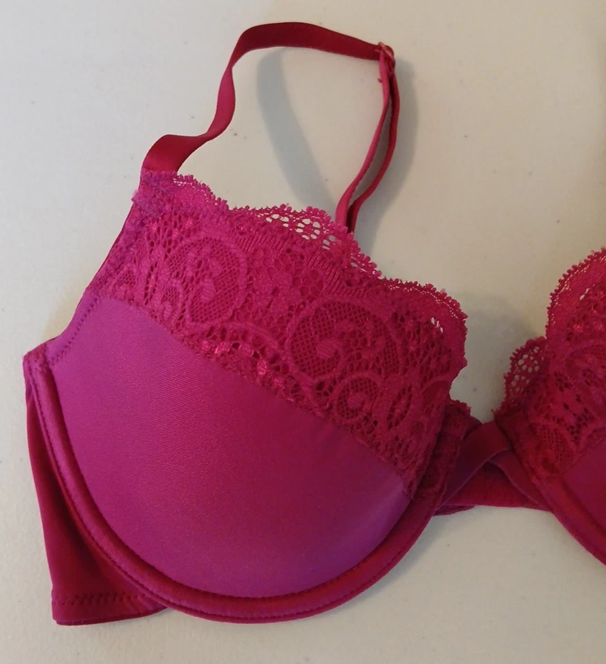 Sujetador camiseta Gilligan & O'Malley 34C rosa con aros ribete de encaje Foto 2 de 4
