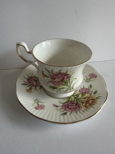 Queen’s Rosina Tea Cup And Saucer, Special Flowers, January, Carnations - Picture 6 of 7