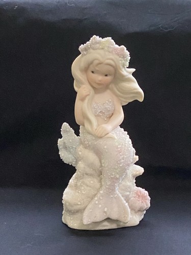 Coral Kingdom ATHENA Mermaid Figurine By Enesco 1993 MINT
