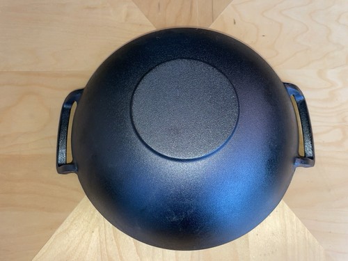 Nice New Cast Iron Round Wok Pan 12” W Solid Double Handles Flat Bottom Skillet - Picture 6 of 8