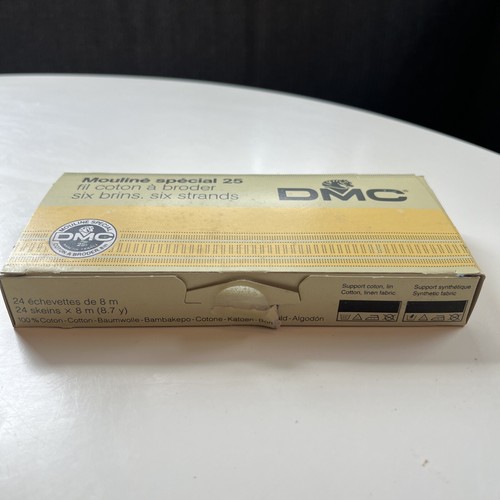 Vintage DMC 21 Skeins Box Mouline Special 25 Thread Floss #3761 Light Sky Blue - Picture 2 of 4