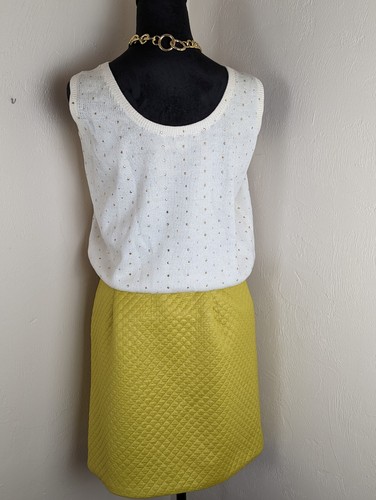 St. Johns Sleeveless Sportswear Ivory Top Gold Accents Evening Career Medium - Picture 2 of 12