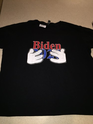 Biden 2020 Graphic HANDS GRABBING CHEST SIMULATION FUNNY T-Shirt NWT WOMENS 3XL - Picture 3 of 6