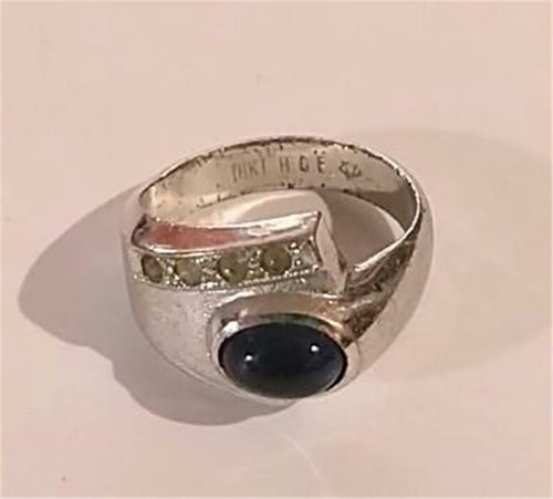Vintage Vargas White Gold Electroplate (18 kt) Ring Faux Sapphire Oval Cabochon - Picture 1 of 4