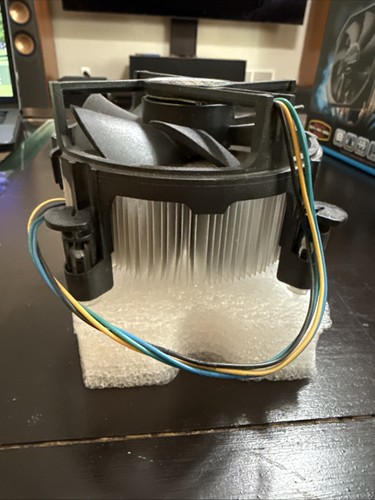 Intel E97378-003 CPU Cooler Fan for LGA1155-1156 & 1150 - Picture 2 of 7