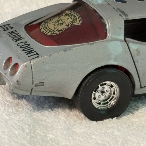 Corvette 1978 plateado fundido a presión escala 1:24 con Sheriff Big Horn Country Montana rojo - Imagen 14 de 24