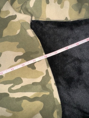 Girls Gap Kids Glitter Camo Zip Up with pink glittery logo - Picture 6 of 8