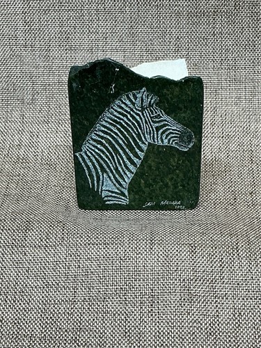 Vintage geätzter Verdit Stein Zebra Golela Edelsteine 1993 signiert - Bild 1 von 4