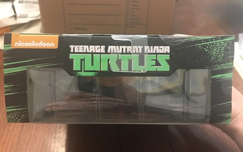 Playmates Teenage Mutant Ninja Turtles Superestrellas de la WWE LEONARDO como John Cena - Imagen 5 de 6