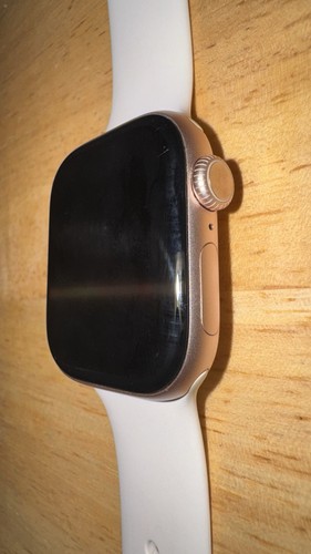 Apple Watch Series 10 42mm Rose Gold Aluminum Case with GPS and White Sport Band - Picture 5 of 7