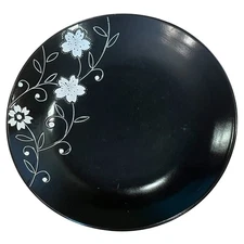 Retired Mandala World Market Dinner Plate Black W/ White Floral Flowers 10.5”