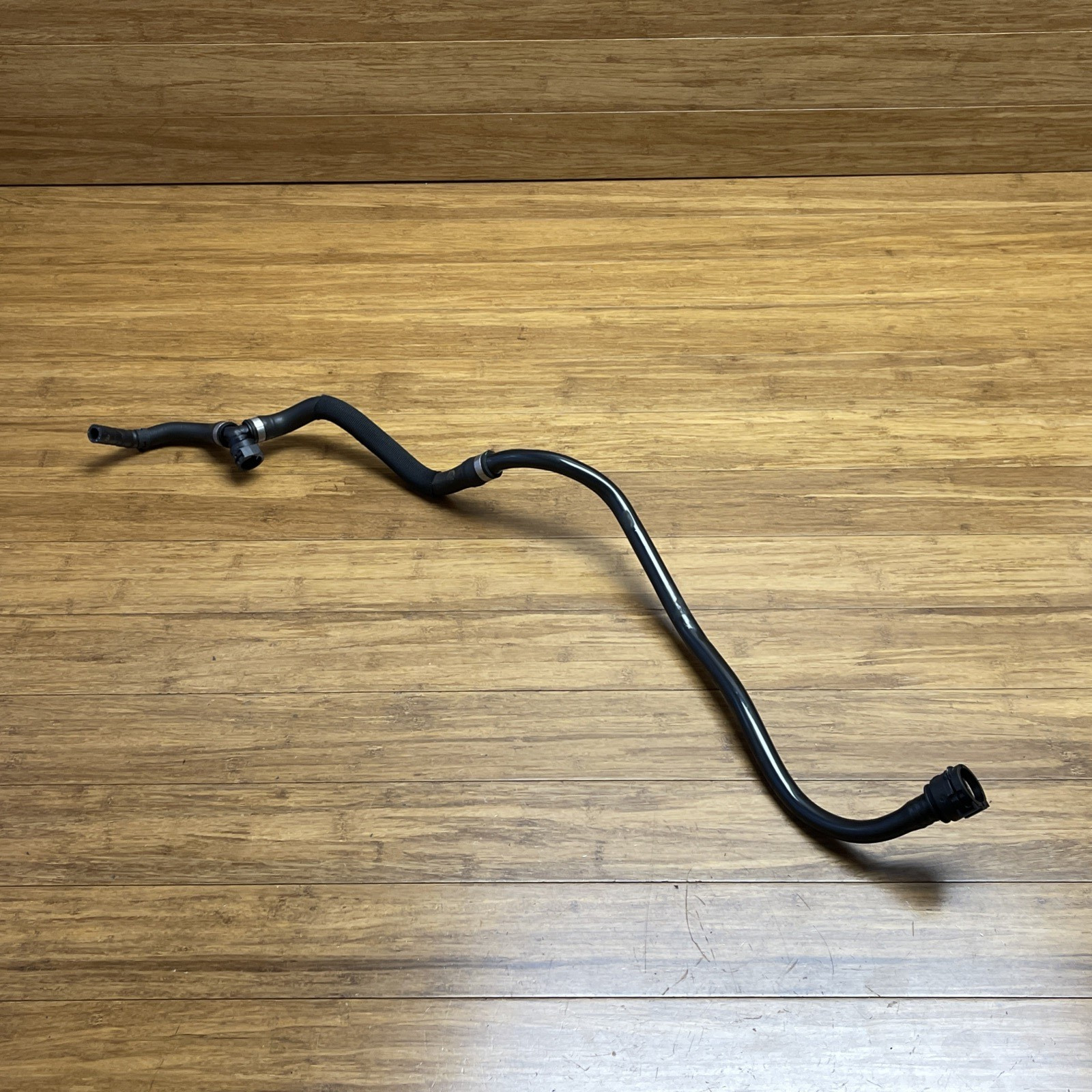 2014-2020 BMW i8 I12 Electric Drive Motor Inverter Radiator Coolant Hose OEM