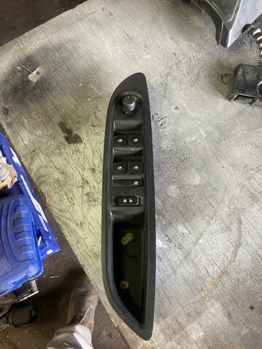 Vauxhall Mokka Drivers Side Window Switch