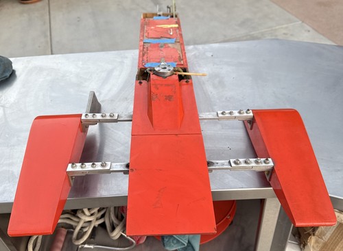 VINTAGE R/C OUTRIGGER NITRO SPEED BOAT 38" WITH OPS Nitro ENGINE!! - Picture 1 of 10