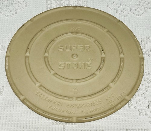 Vtg 1981 Sassafras Enterprises Pizza Stone 13” Super Stone #3620 Illinois - Picture 2 of 5