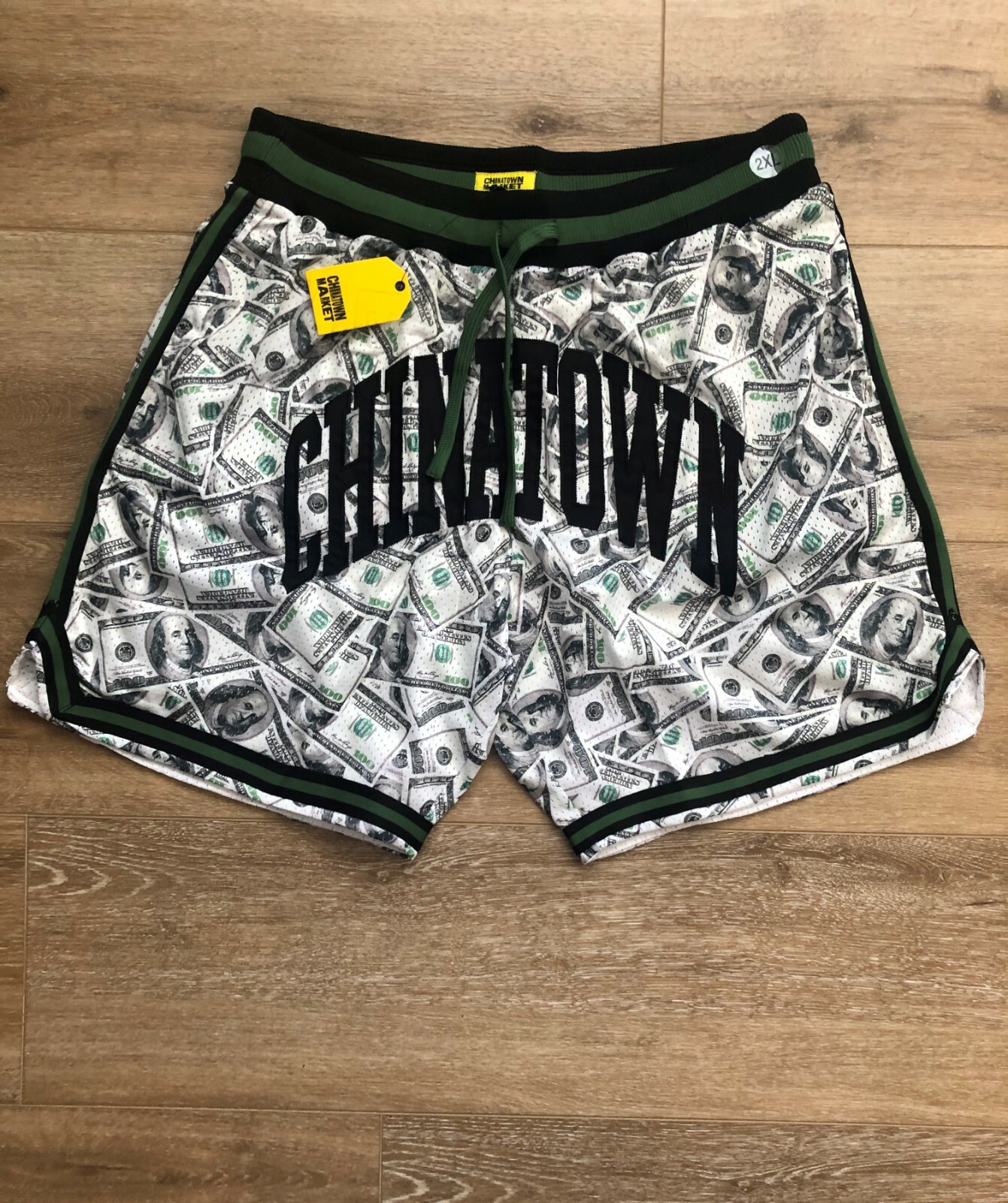 Chinatown Market, Shorts