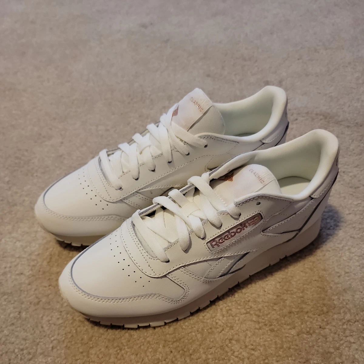 Nedsænkning skitse livstid Reebok Classic Walking Shoes DV3762 White/Rose Gold Leather Womens Sz 9  Tried On | eBay