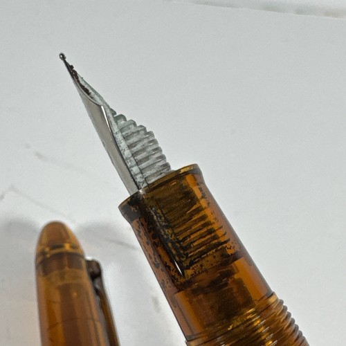 Penna stilografica Sailor 1911 pennino inox arancione ambra usata ottime condizioni necessita inchiostro - Foto 5 di 9