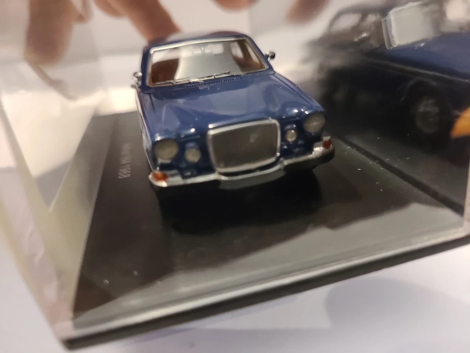Volvo 164 Bleu 1968 Neo 1/43 - Photo 2/4