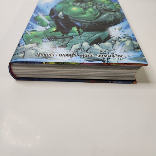 Hulk: the Dogs of War di Sean McKeever (2019, copertina rigida) - Foto 2 di 6