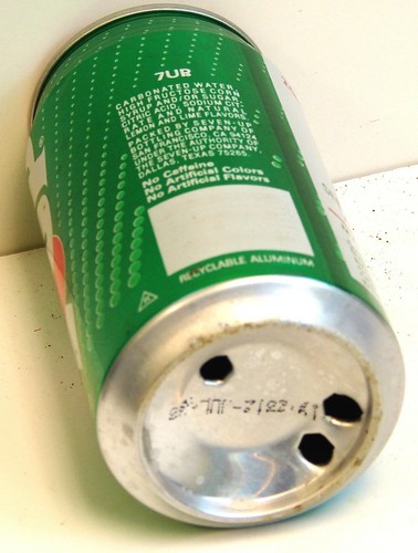 7up; Seven-Up Bottling Company of San Francisco, CA; soda pop can - Marine World - Picture 4 of 4