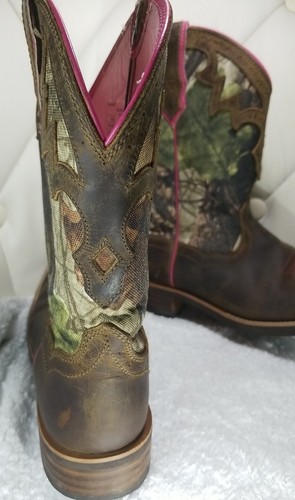 ARIAT UNBRIDLED WESTERN WOMENS BOOT SIZE 9B - Picture 15 of 22