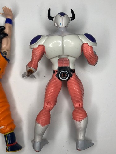 Dragon Ball Z 1997 GOKU Bandai and 2003 JAKKS Pacific FRIEZA II Action Figures - Picture 7 of 9