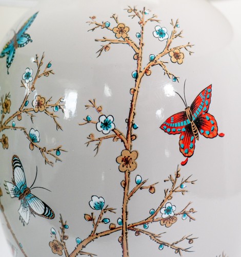 Grey Red Blue Butterfly Oriental Ceramic Porcelain Pattern Table Lamp G2104 - Picture 7 of 11