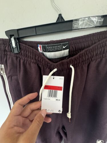 New Nike Chicago Bulls NBA Team Issued Sweatpants Dark Pony Men’s Size Large - Picture 5 of 6