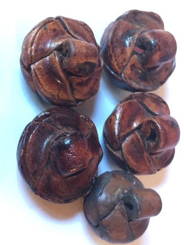 VINTAGE VARNISHED BROWN & BLACK GENUINE LEATHER SHANK KNOT BUTTONS - Picture 5 of 18