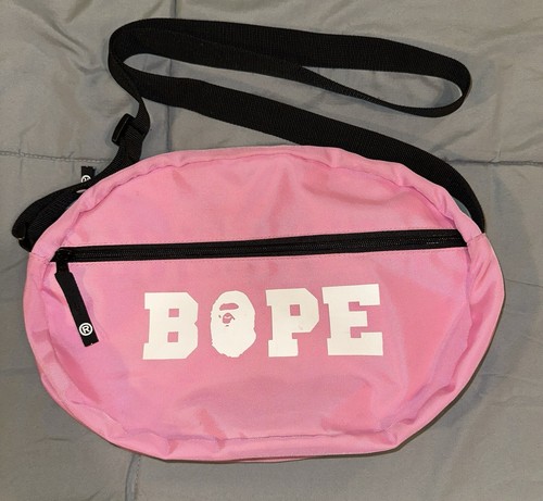 BAPE Taillentasche A Bathing Ape Familienpackung rosa/weiß gebraucht - Bild 4 von 14