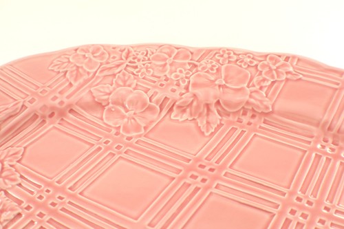 Bordallo Pinheiro Ingrid Pink PLATTER Tray 14.5 Embossed Flowers Lattice Vintage - Picture 5 of 12