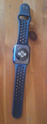 Apple Watch Series 3 ( WORKING) - Zdjęcie 3 z 6