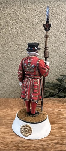 CHARLES STADDEN METAL, BRITÁNICO YEOMAN OF THE GUARD, BEEFEATER STANDING - Imagen 4 de 10