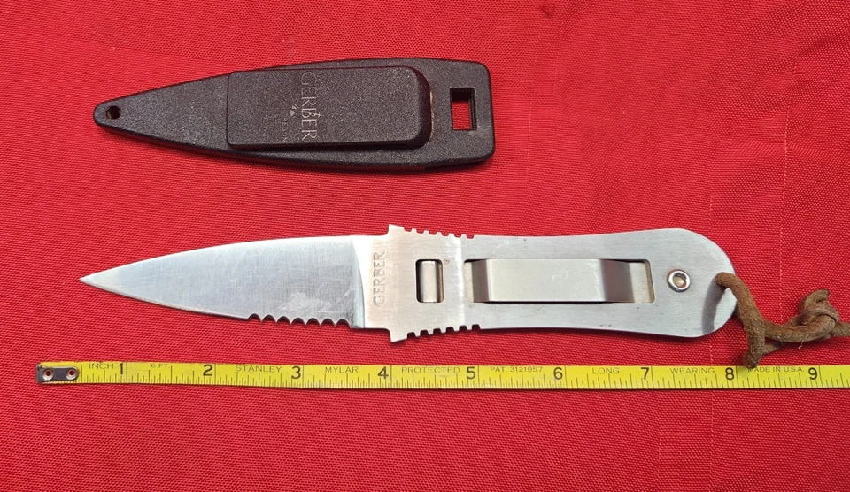 Cuchillo daga Gerber Italy Blackie Collins Design 05302 River Master 1985 EDC Foto 2 de 4