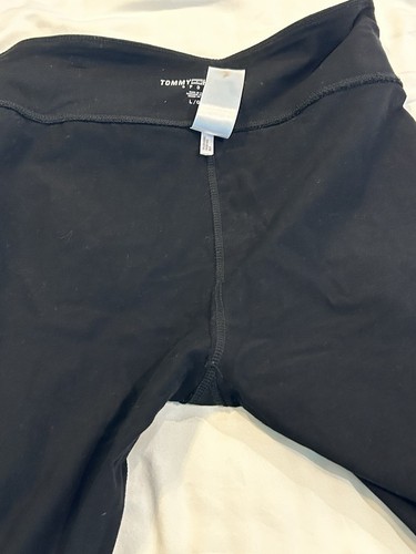 Tommy Hilfiger Sport Bike Gym Shorts Size Large Black High Rise Stretchy - Picture 6 of 6