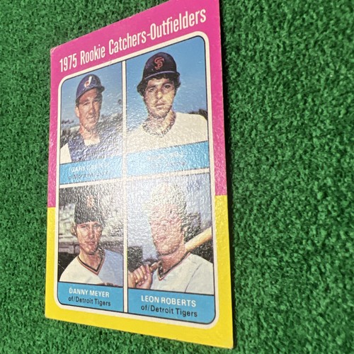 1975 Topps - 1975 Rookie Catchers-Outfielders Gary Carter, Dan Meyer, Leon... - Picture 6 of 7
