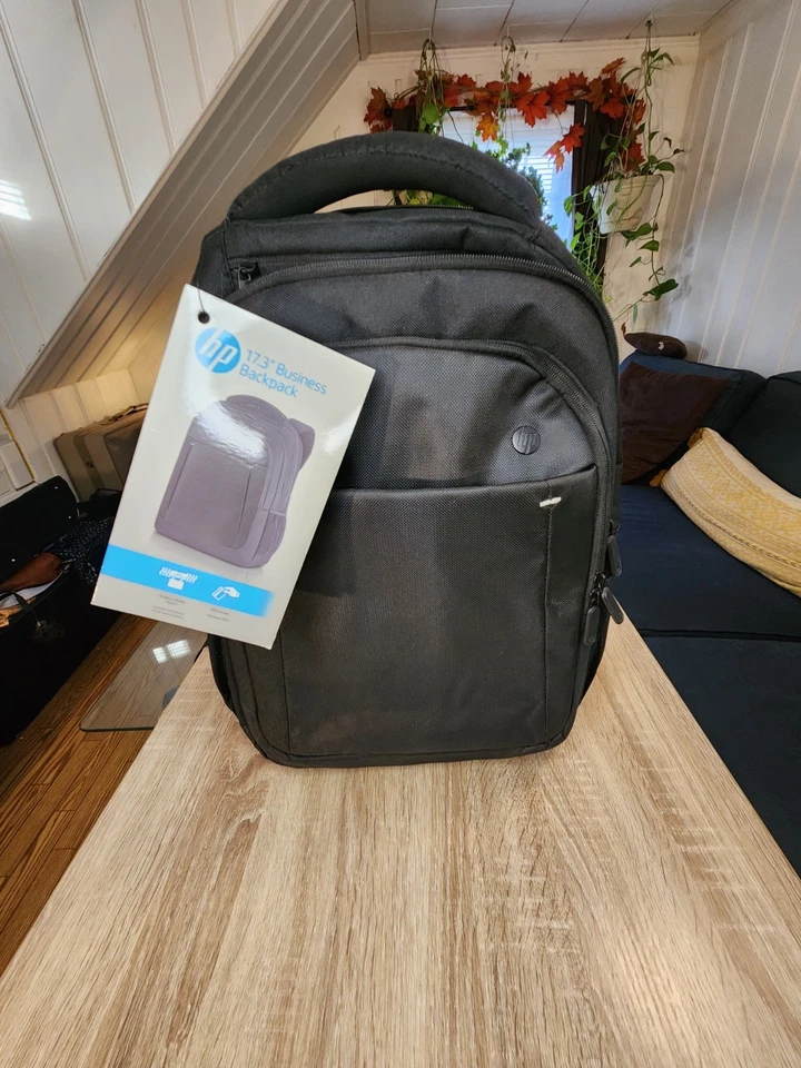Mochila de negocios HP 17,3" Foto 2 de 4