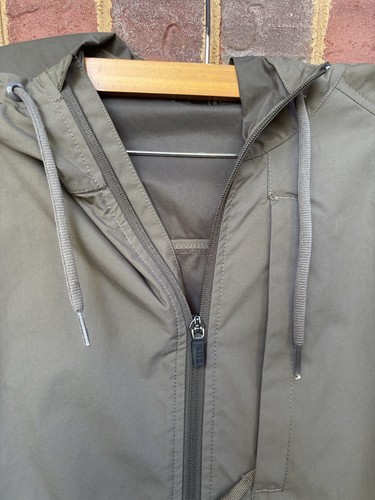 5.11 Tactical Men’s Full Zip Hooded Packable Lightweight Rain Jacket Medium - Picture 2 of 11